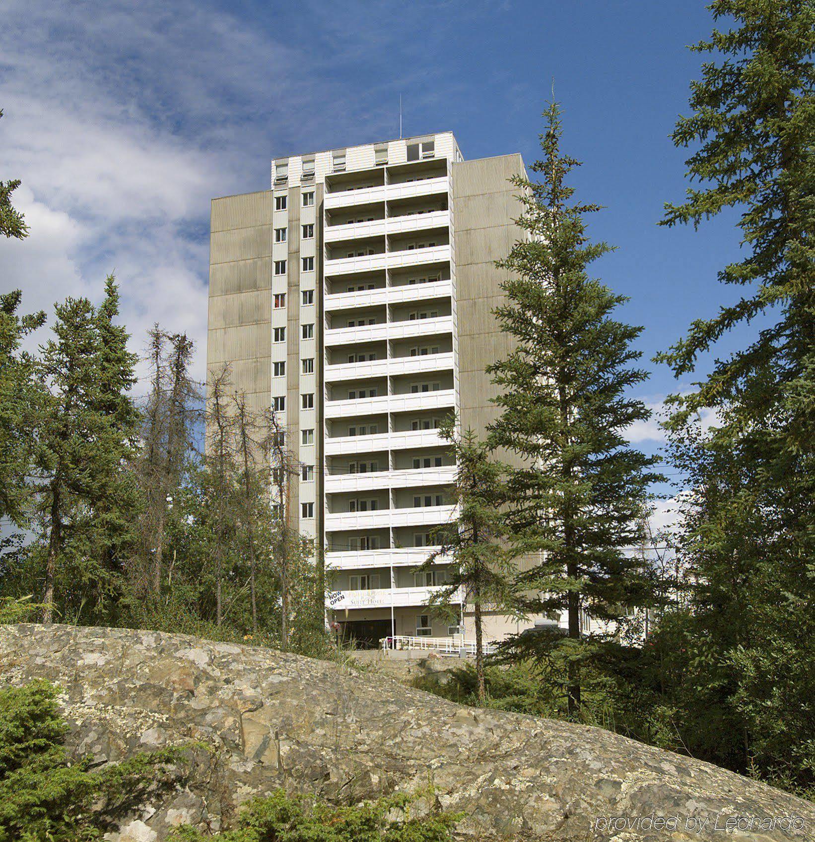 Coast Fraser Tower Yellowknife Ngoại thất bức ảnh