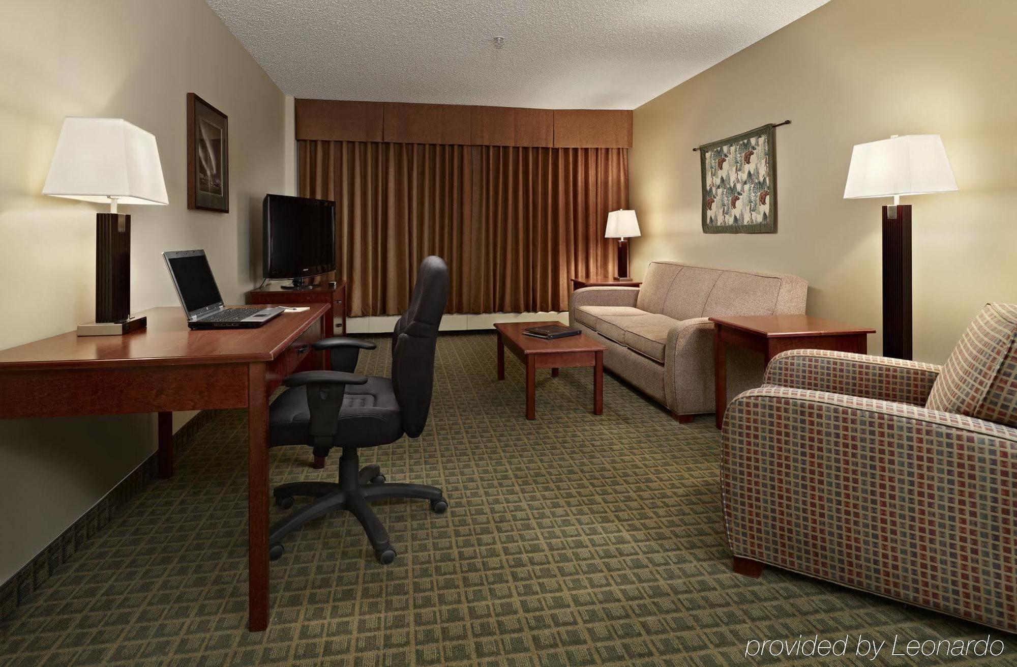 Coast Fraser Tower Yellowknife Phòng bức ảnh