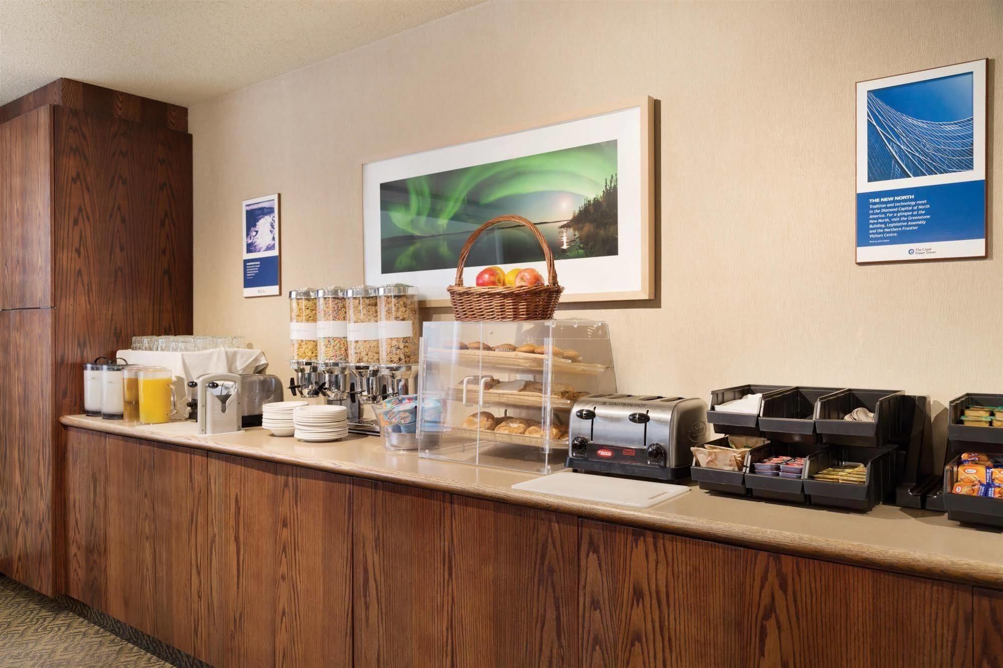 Coast Fraser Tower Yellowknife Ngoại thất bức ảnh