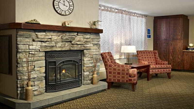 Coast Fraser Tower Yellowknife Ngoại thất bức ảnh